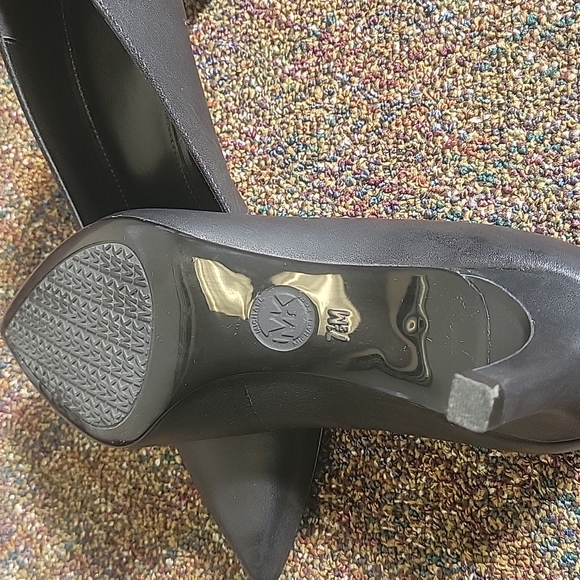 Michael Kors flex, size 8, black - Picture 4 of 4